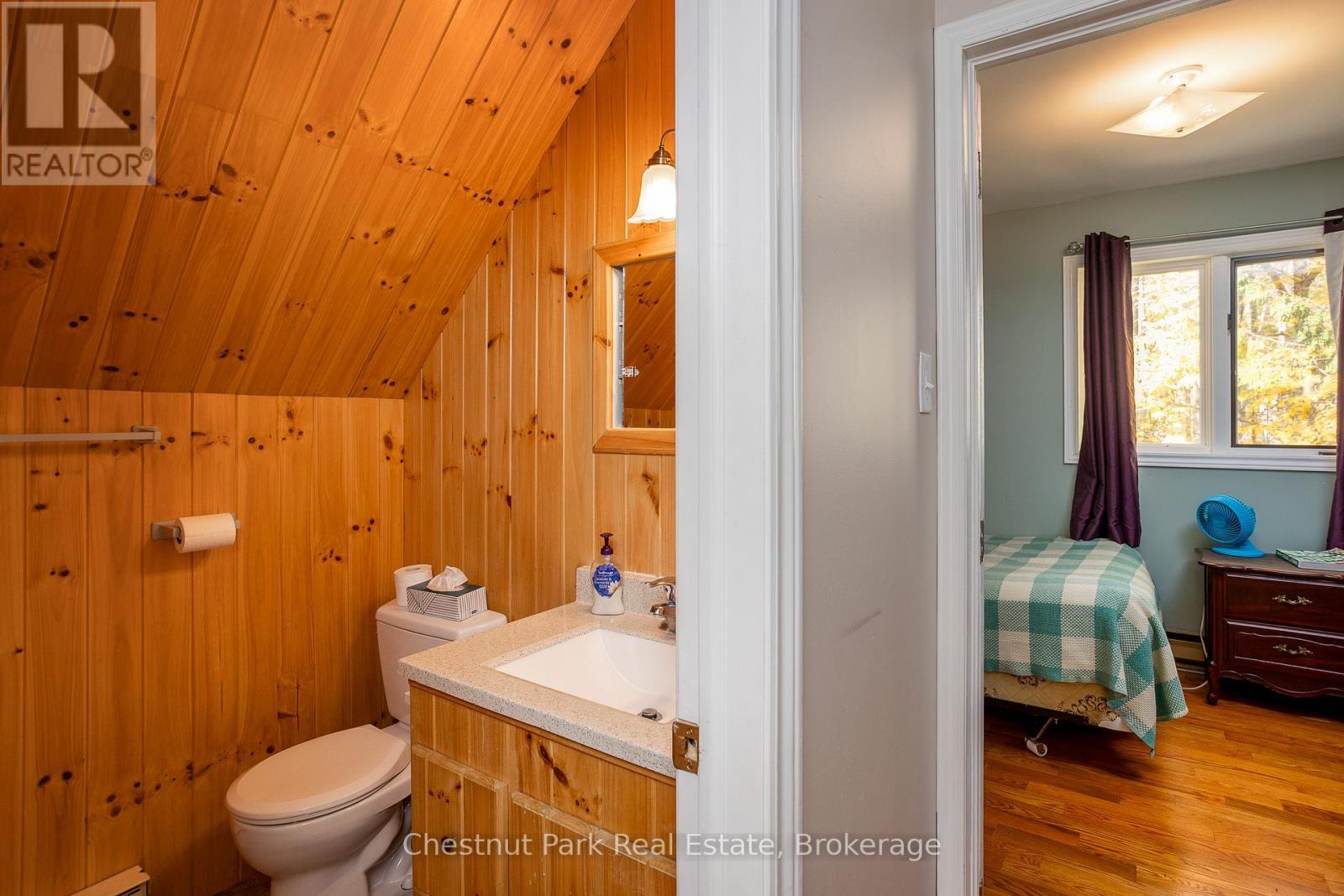 305 Barney's Boulevard, Northern Bruce Peninsula, Ontario  N0H 1Z0 - Photo 22 - X12469374