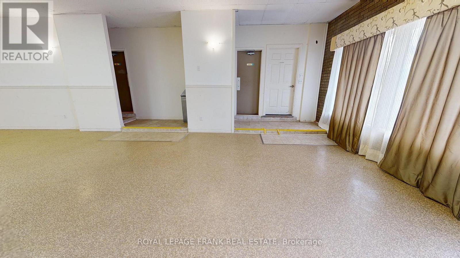 354(L) - 358 Lindsay Street S, Kawartha Lakes, Ontario  K9V 4R4 - Photo 3 - X12469281