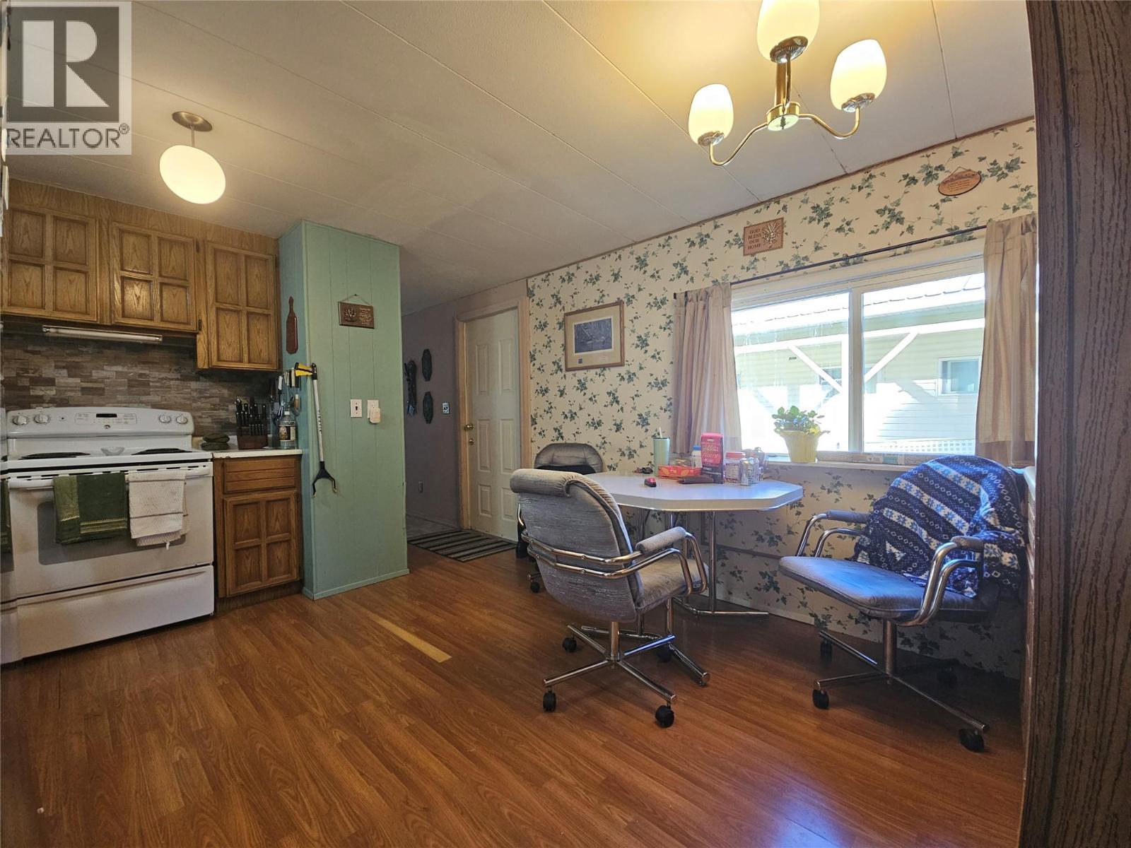 916 Airport Road Unit# 27, Salmo, British Columbia  V0G 1Z0 - Photo 5 - 10366134