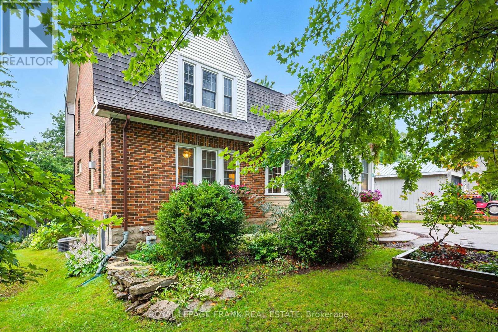 402 Eldon Road, Kawartha Lakes, Ontario  K0M 2C0 - Photo 3 - X12469352