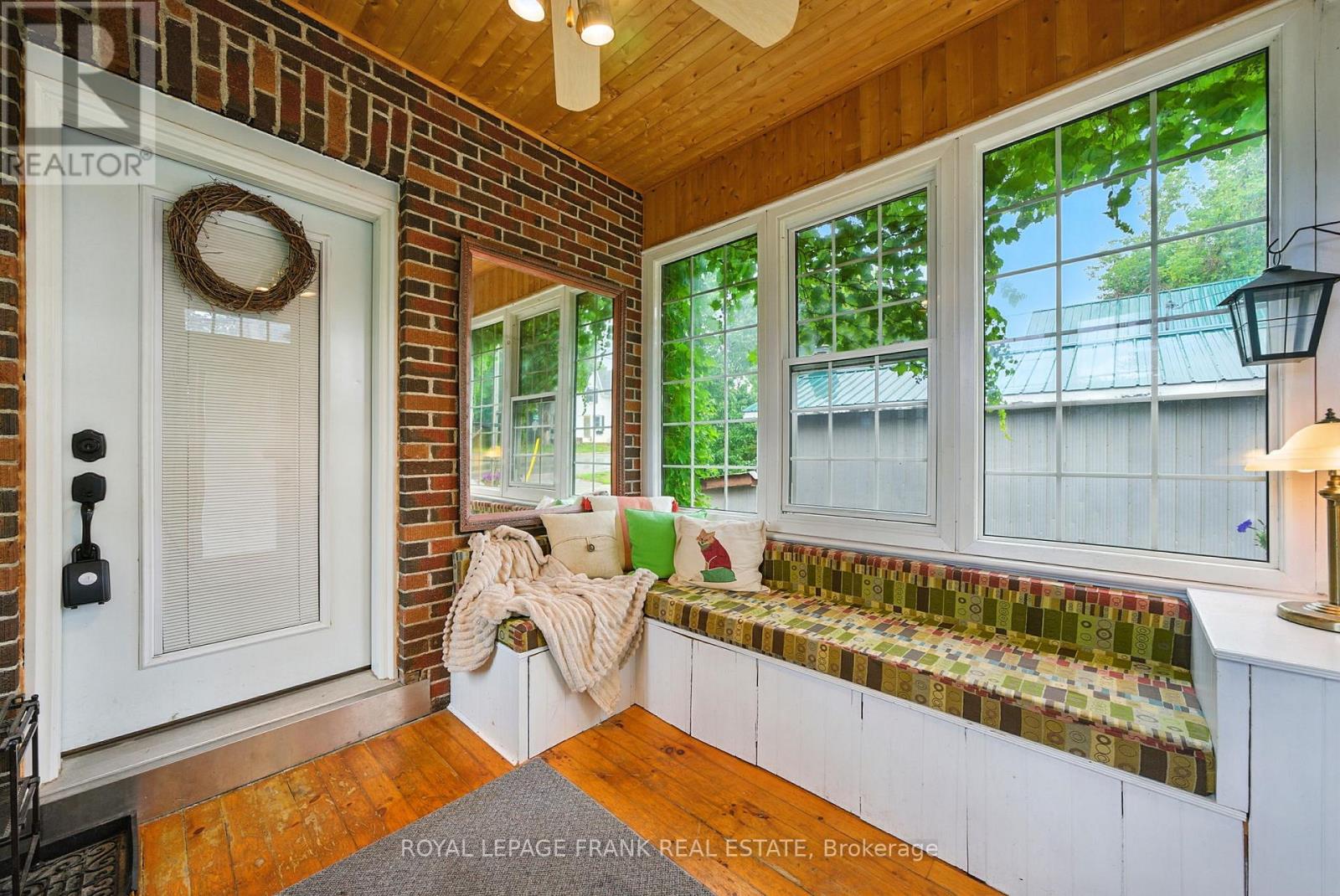 402 Eldon Road, Kawartha Lakes, Ontario  K0M 2C0 - Photo 6 - X12469352