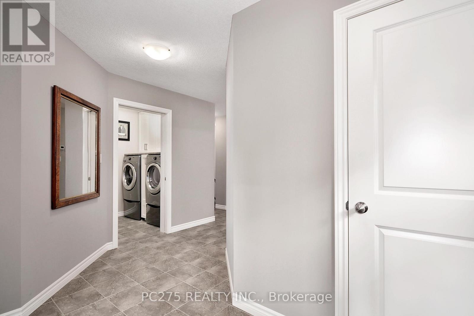23 Blairmont Terrace, St. Thomas, Ontario  N5R 0E2 - Photo 7 - X12469293
