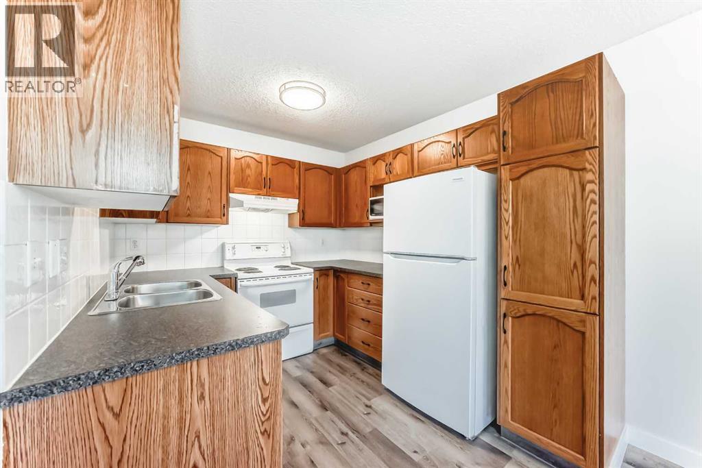 184 Mt Aberdeen Manor Se, Calgary, Alberta  T2Z 3N8 - Photo 6 - A2264893