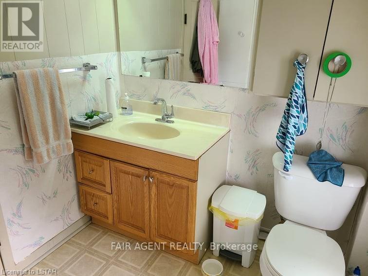 318 Nelson Street, Chatham-Kent, Ontario  N8A 4G6 - Photo 19 - X12469371