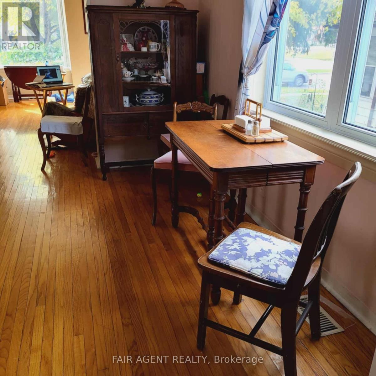 318 Nelson Street, Chatham-Kent, Ontario  N8A 4G6 - Photo 6 - X12469371
