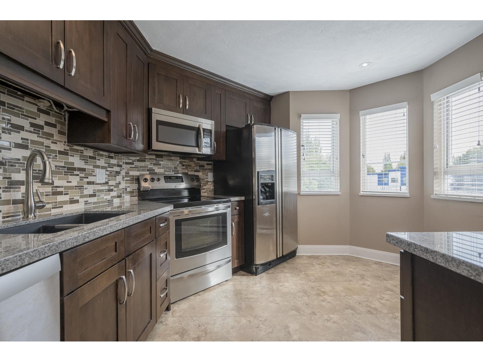 217 5765 Glover Road, Langley, British Columbia  V3A 8M8 - Photo 5 - R3059494