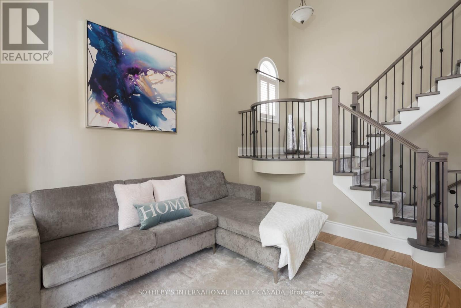 16 Saint Clare Boulevard, Vaughan, Ontario  L4H 2A2 - Photo 7 - N12396455
