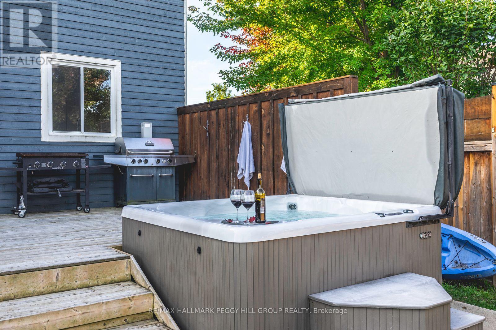 7 Garbutt Crescent, Collingwood, Ontario  L9Y 0H5 - Photo 18 - S12421958
