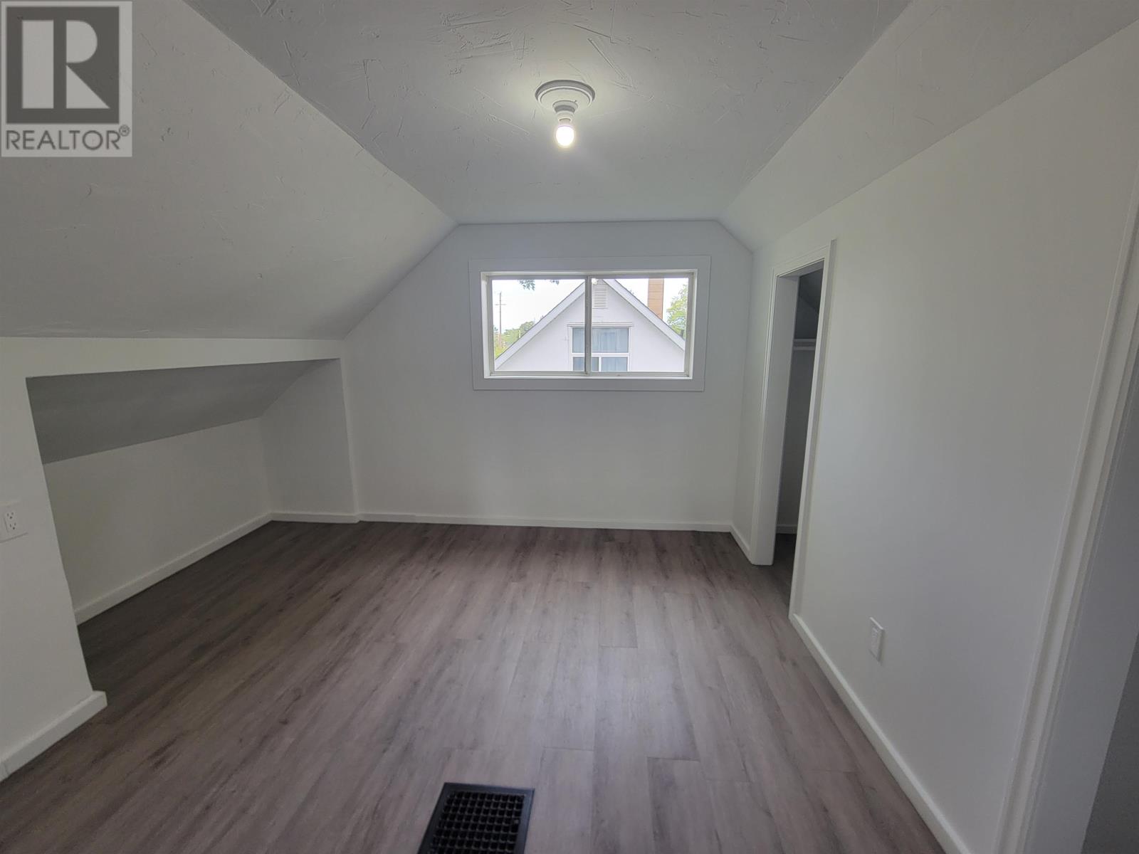 613 Third St W, Fort Frances, Ontario  P9A 3B3 - Photo 9 - TB252831