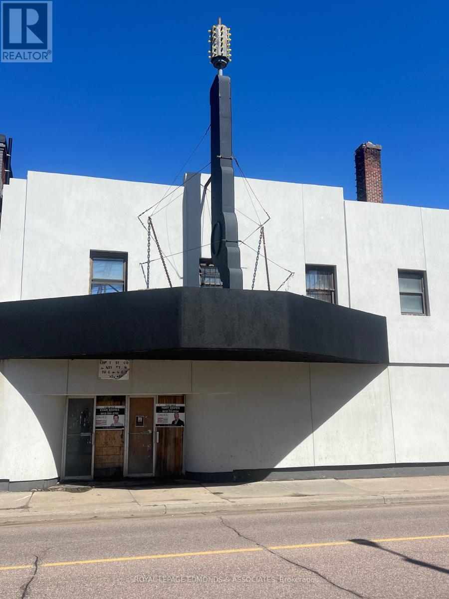193 PEMBROKE STREET W, Pembroke, Ontario