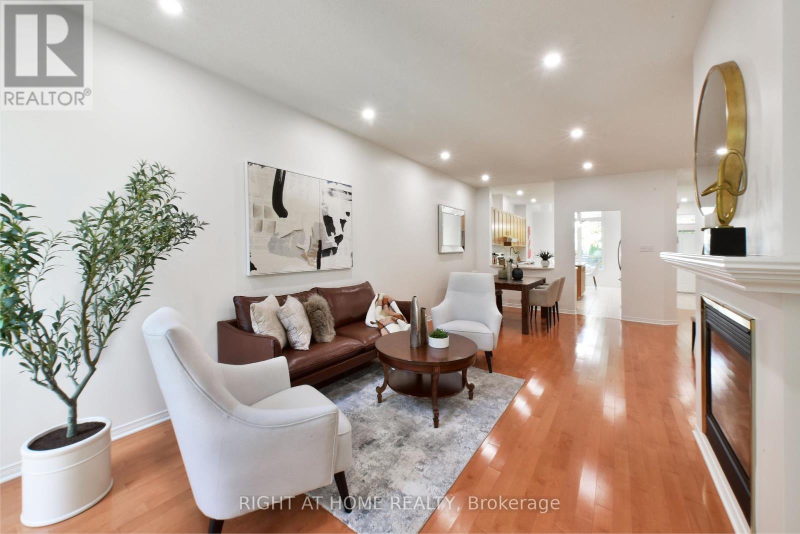321 Breckenridge Crescent, Ottawa, Ontario  K2W 1J3 - Photo 22 - X12469286