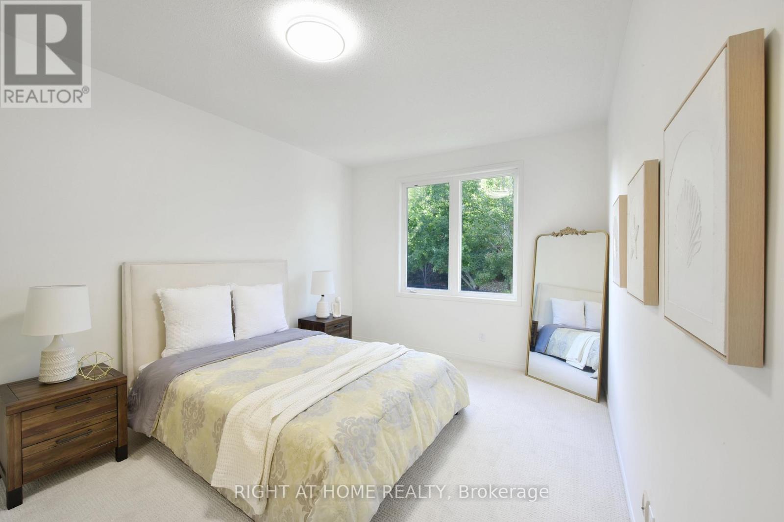 321 Breckenridge Crescent, Ottawa, Ontario  K2W 1J3 - Photo 24 - X12469286