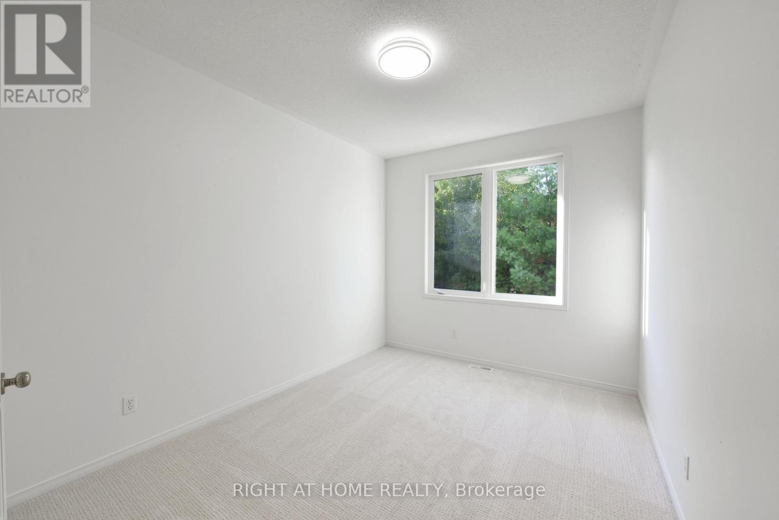 321 Breckenridge Crescent, Ottawa, Ontario  K2W 1J3 - Photo 28 - X12469286