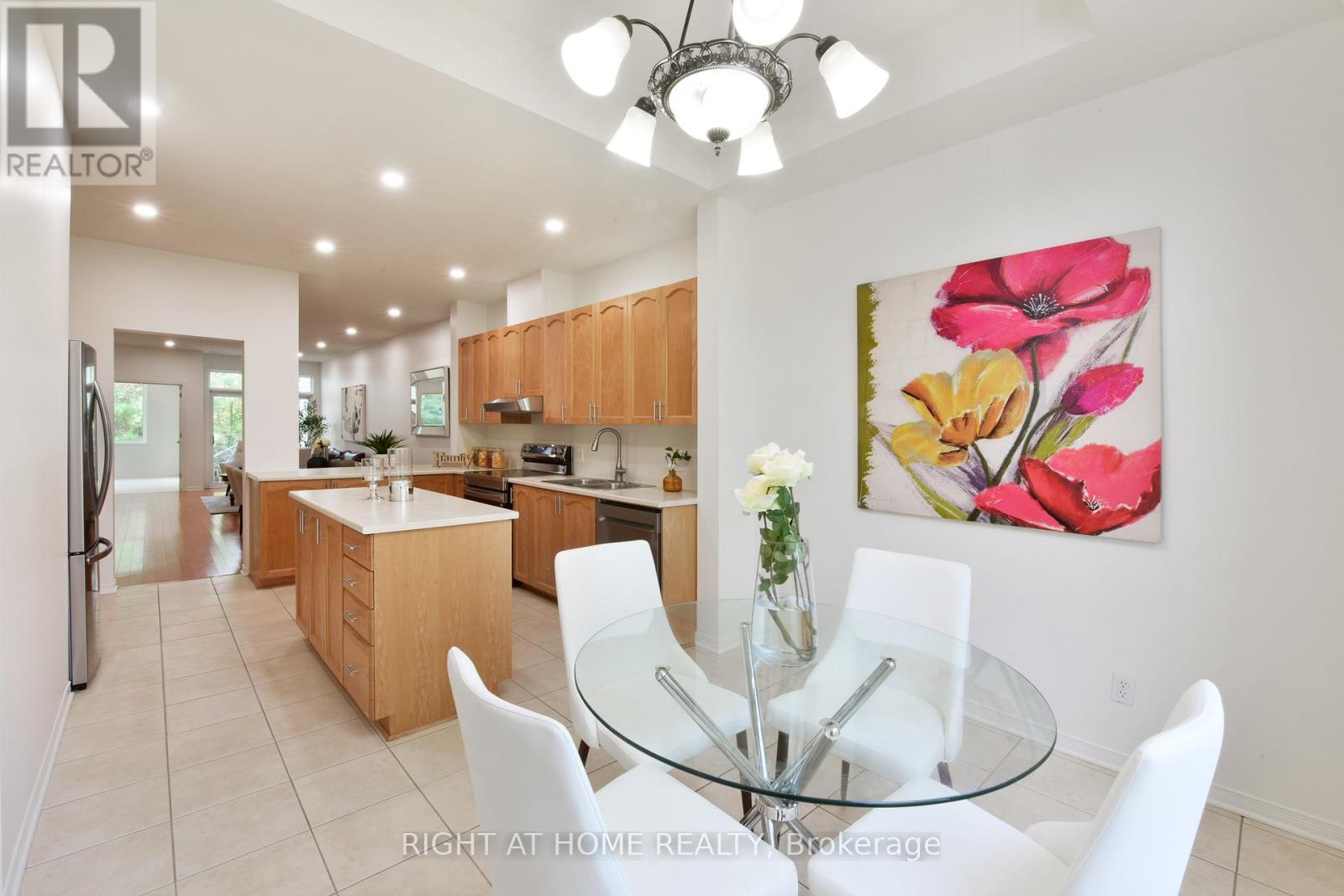 321 Breckenridge Crescent, Ottawa, Ontario  K2W 1J3 - Photo 7 - X12469286