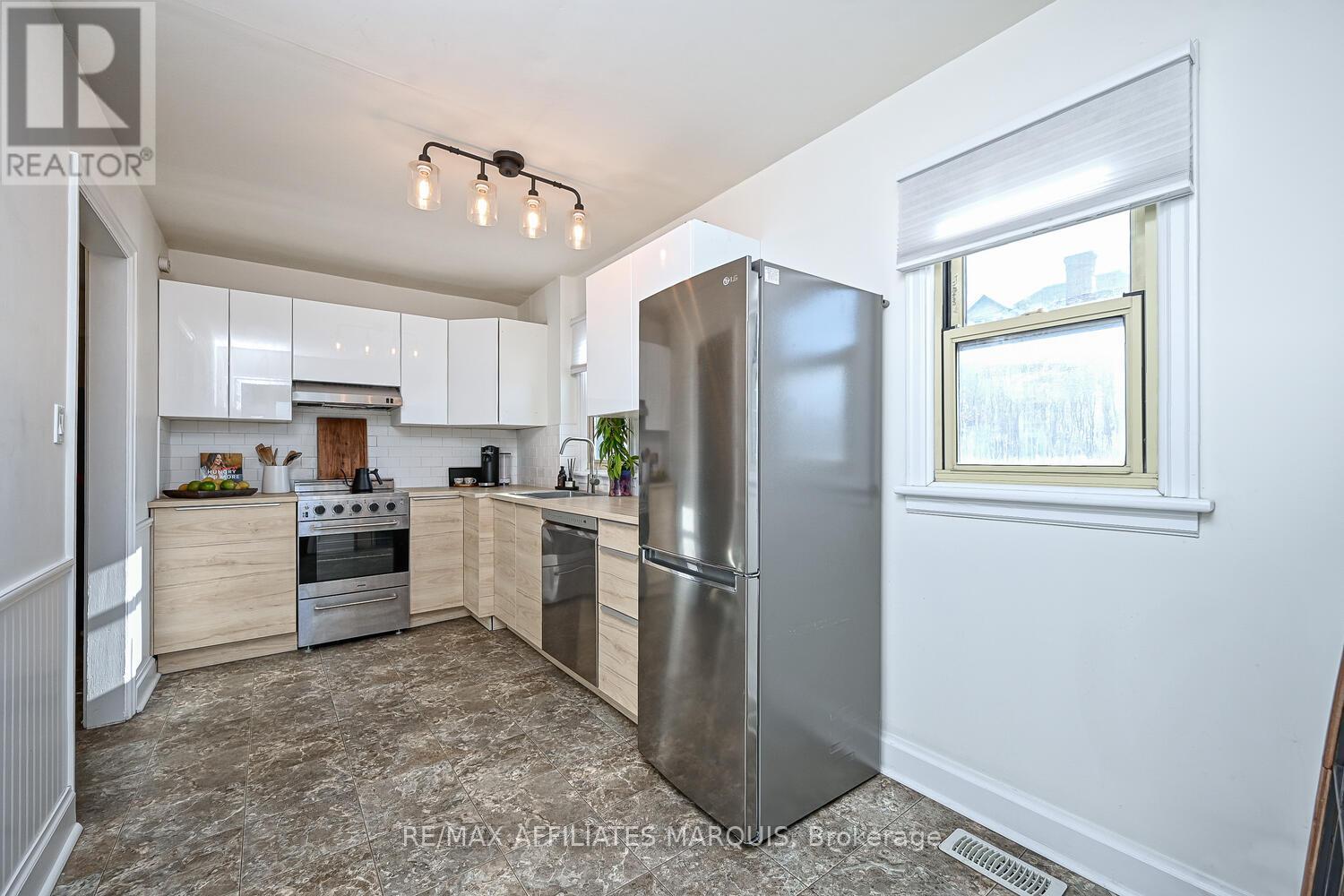 157 Elmsley Street N, Smiths Falls, Ontario  K7A 2H8 - Photo 14 - X12469338