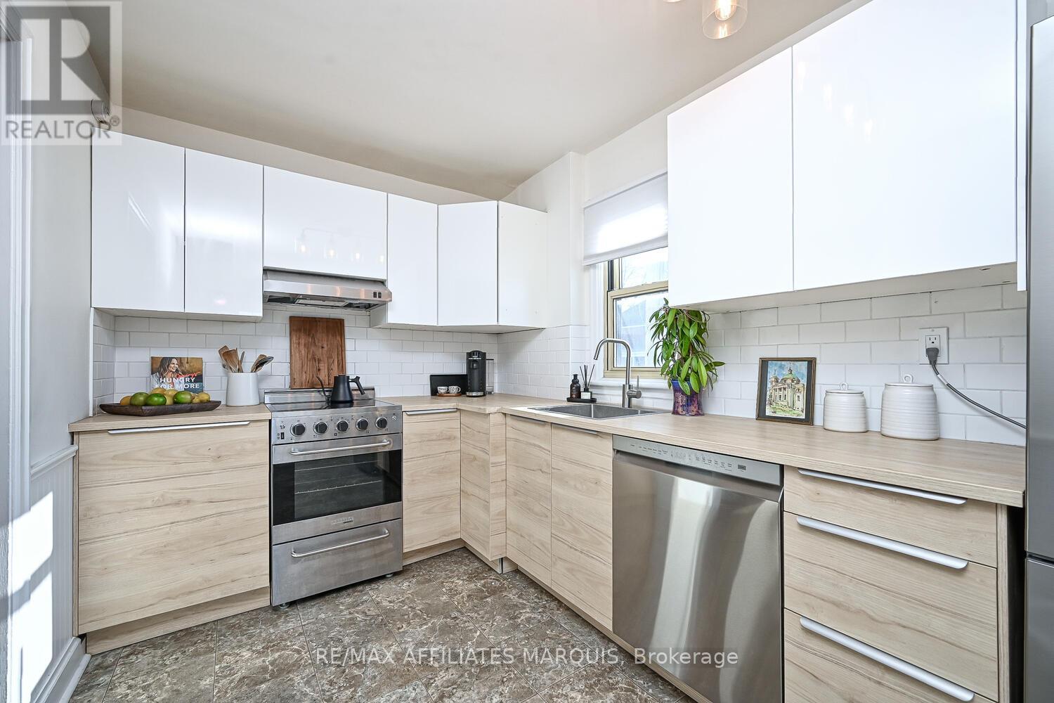 157 Elmsley Street N, Smiths Falls, Ontario  K7A 2H8 - Photo 16 - X12469338