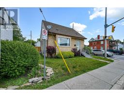 157 ELMSLEY STREET N, Smiths Falls, Ontario