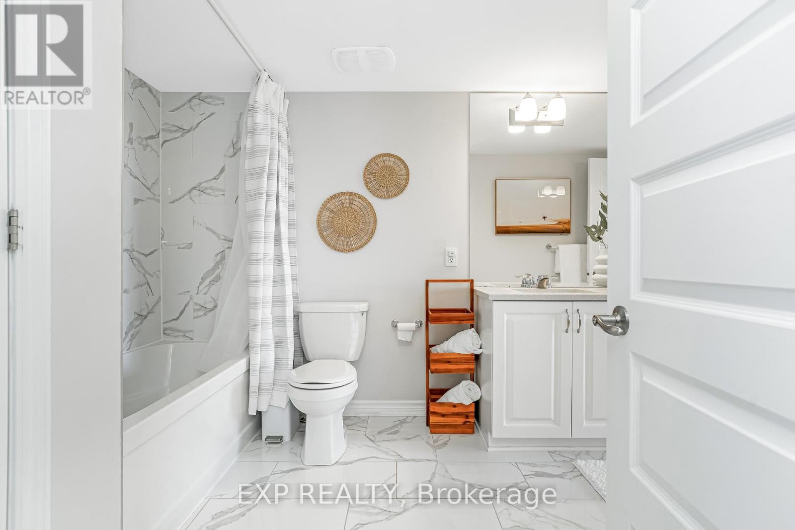 525 Ozawa Private, Ottawa, Ontario  K1K 4Z8 - Photo 15 - X12469368