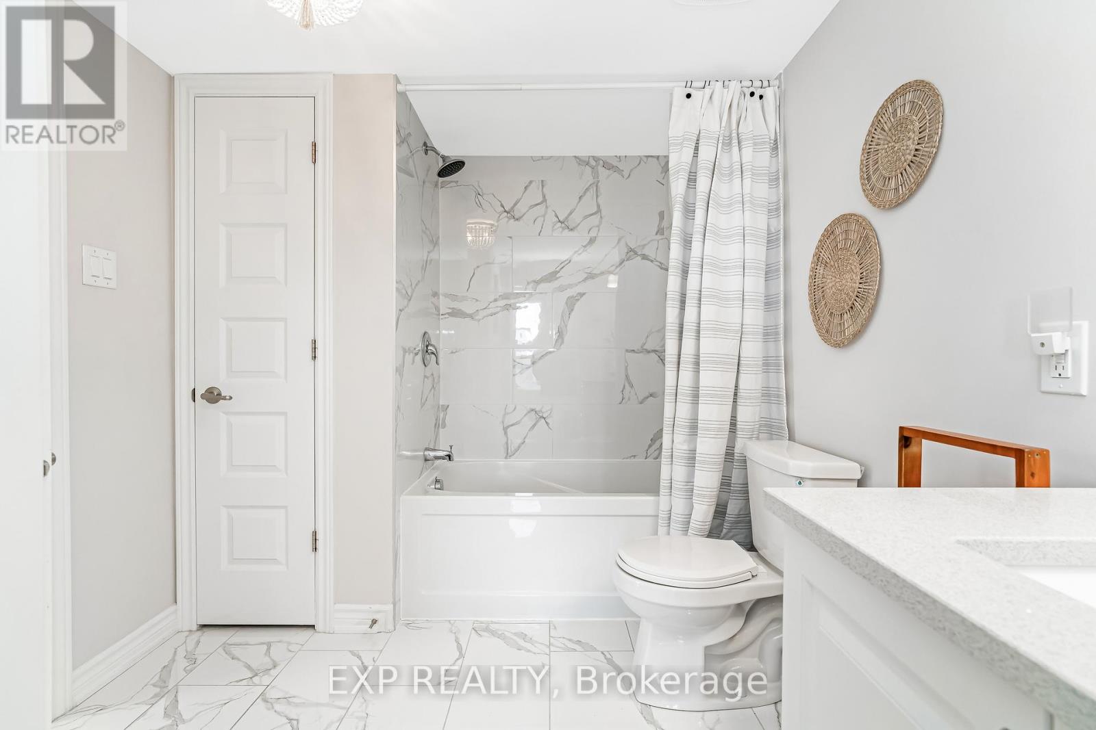 525 Ozawa Private, Ottawa, Ontario  K1K 4Z8 - Photo 17 - X12469368