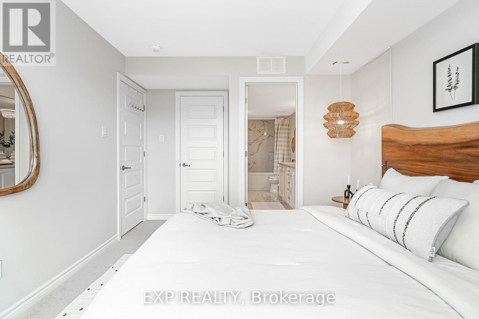 525 Ozawa Private, Ottawa, Ontario  K1K 4Z8 - Photo 20 - X12469368