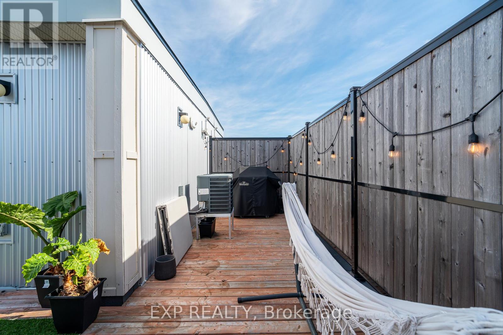 525 Ozawa Private, Ottawa, Ontario  K1K 4Z8 - Photo 28 - X12469368