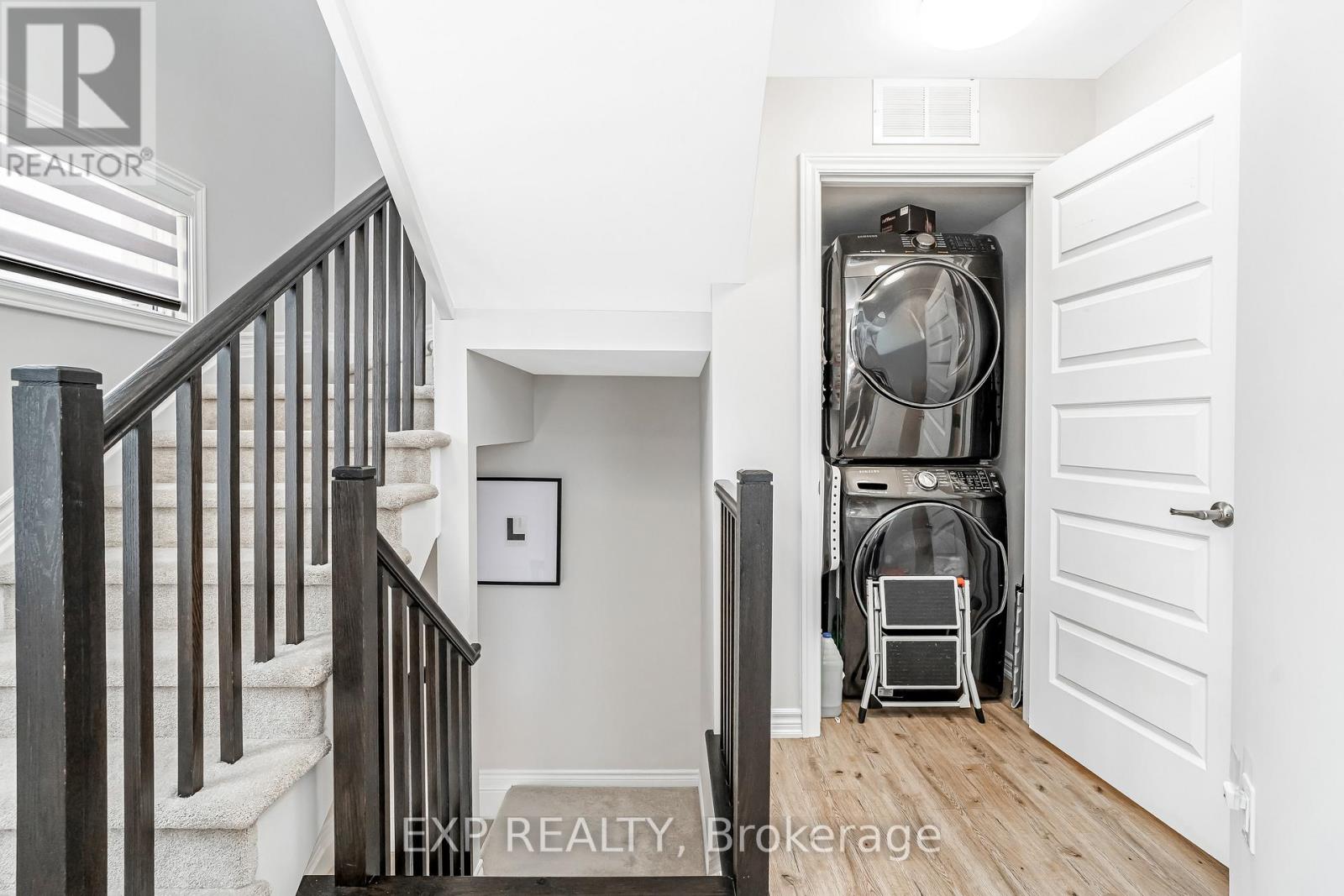 525 Ozawa Private, Ottawa, Ontario  K1K 4Z8 - Photo 31 - X12469368