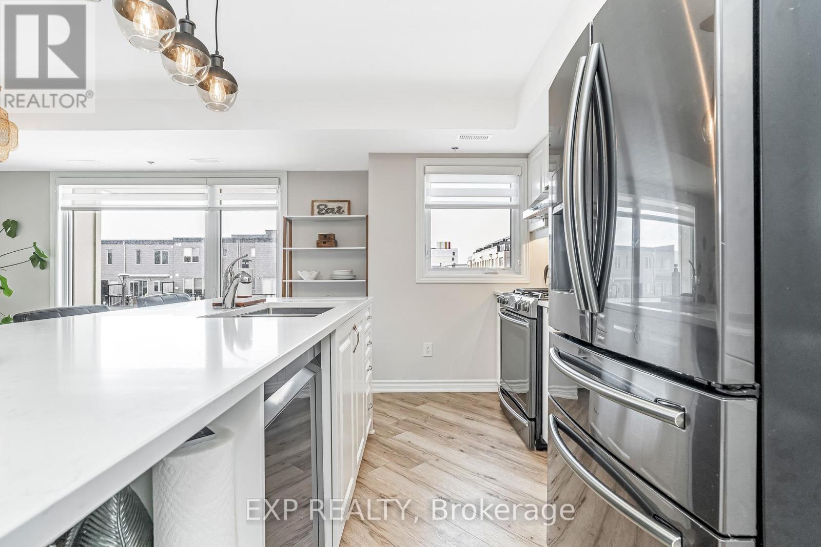 525 Ozawa Private, Ottawa, Ontario  K1K 4Z8 - Photo 35 - X12469368