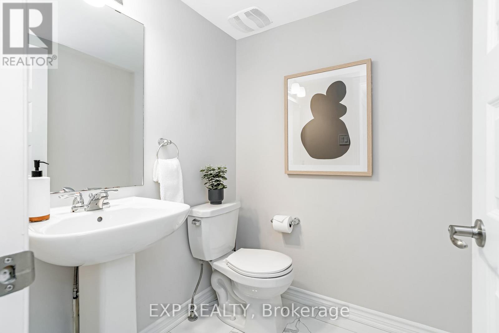 525 Ozawa Private, Ottawa, Ontario  K1K 4Z8 - Photo 39 - X12469368