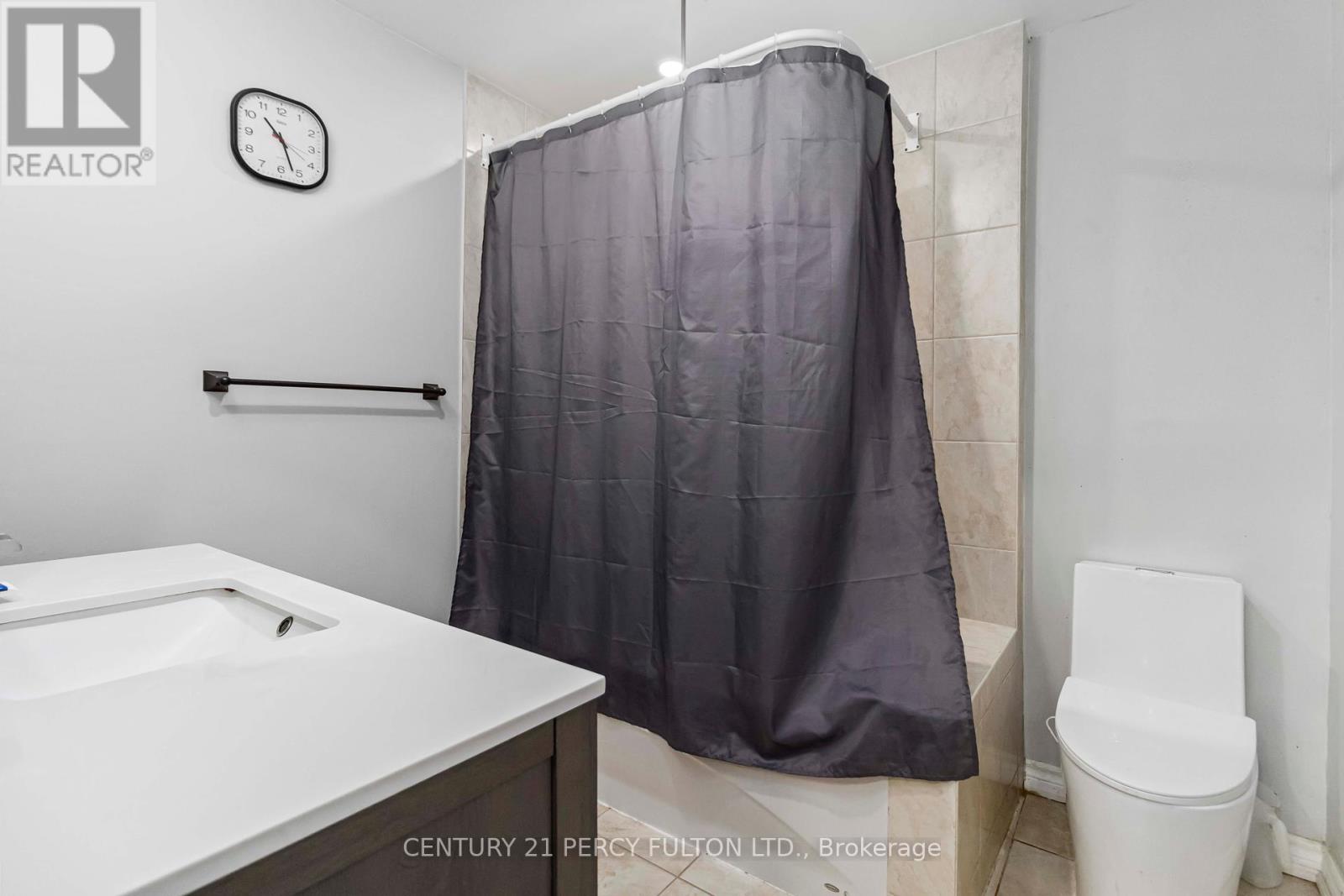 32 Barrington Crescent, Brampton, Ontario  L6Z 1N3 - Photo 24 - W12248955