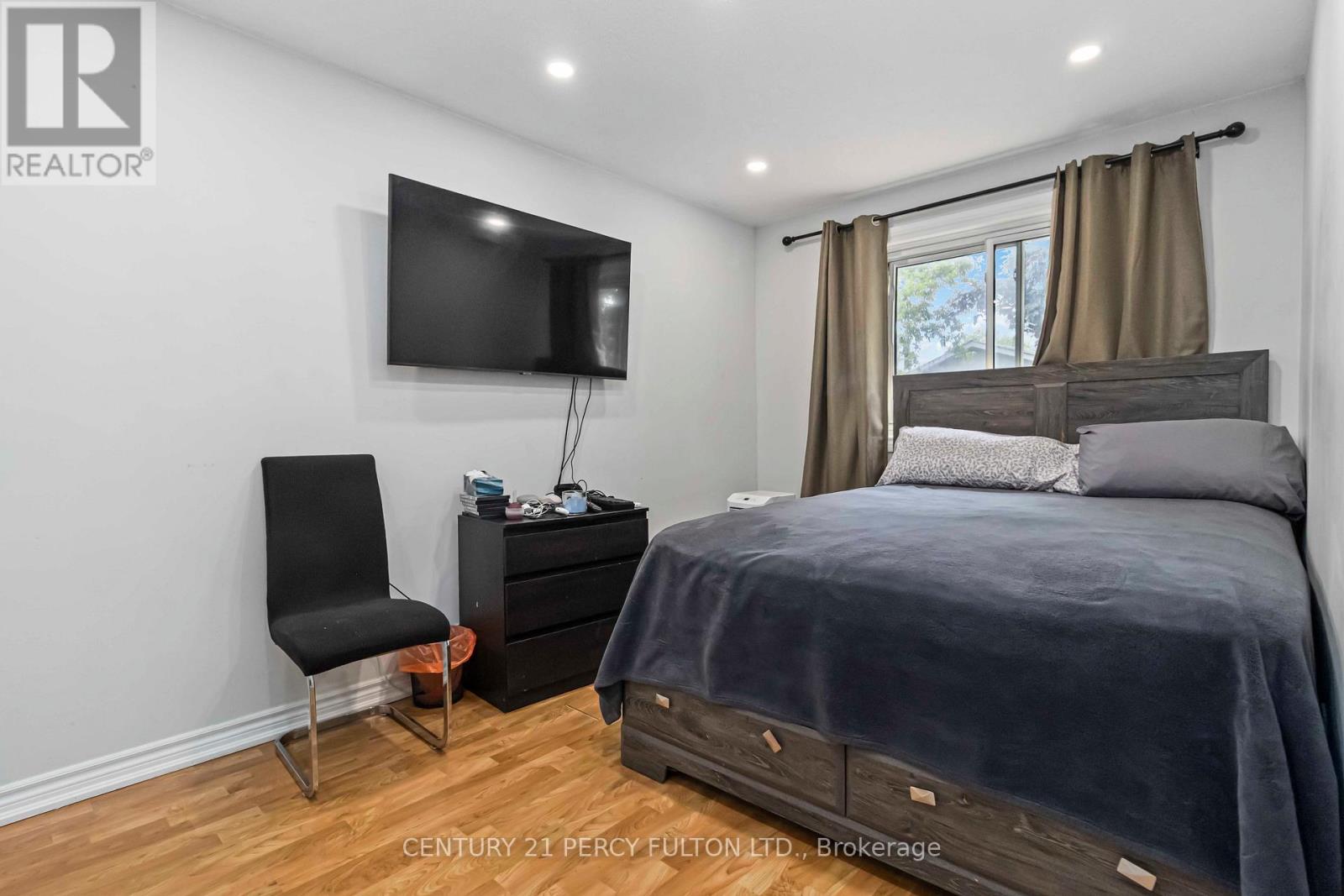 32 Barrington Crescent, Brampton, Ontario  L6Z 1N3 - Photo 17 - W12248955