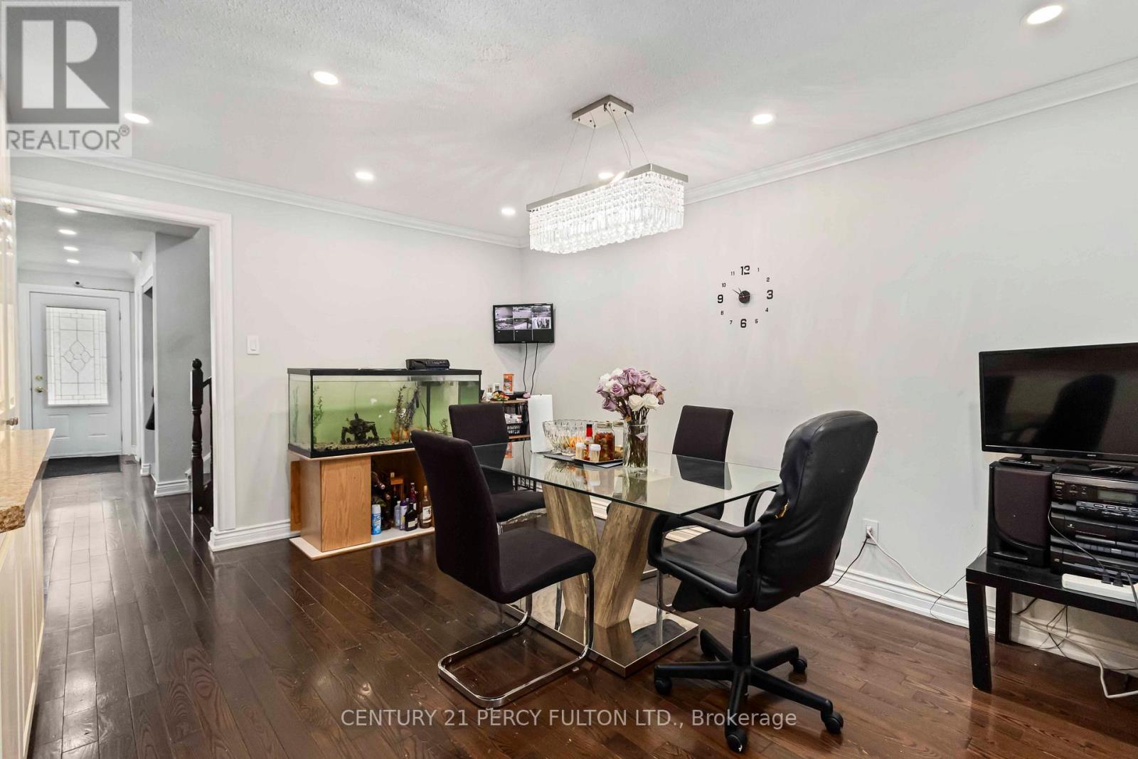 32 Barrington Crescent, Brampton, Ontario  L6Z 1N3 - Photo 14 - W12248955