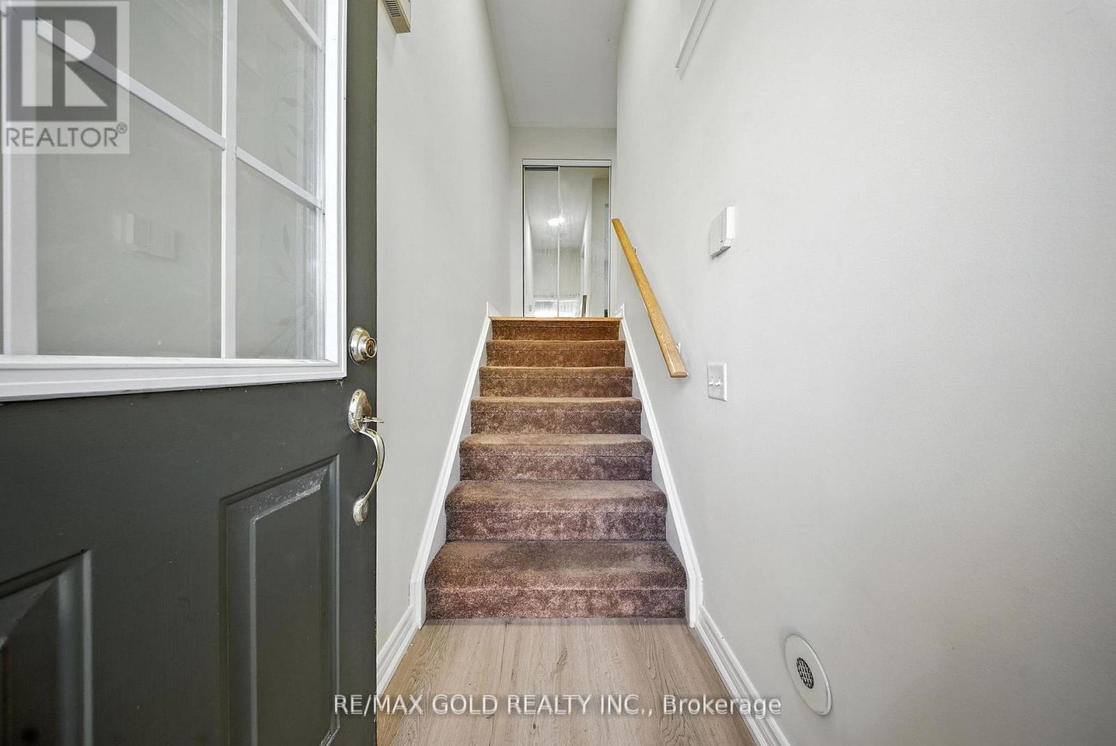 58 - 50 Strathaven Drive, Mississauga, Ontario  L5R 4E7 - Photo 5 - W12469246