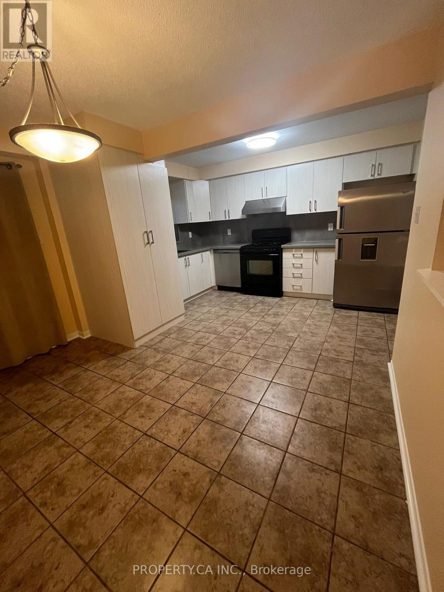 5107 Lampman Avenue, Burlington, Ontario  L7L 6L1 - Photo 11 - W12469248