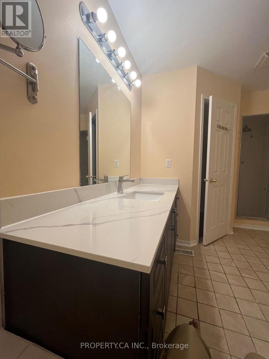 5107 Lampman Avenue, Burlington, Ontario  L7L 6L1 - Photo 21 - W12469248