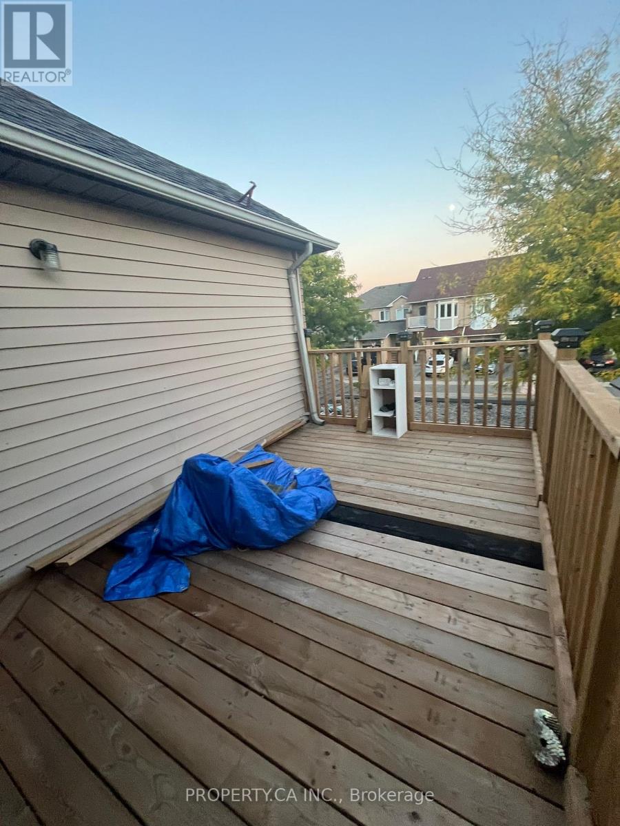 5107 Lampman Avenue, Burlington, Ontario  L7L 6L1 - Photo 31 - W12469248