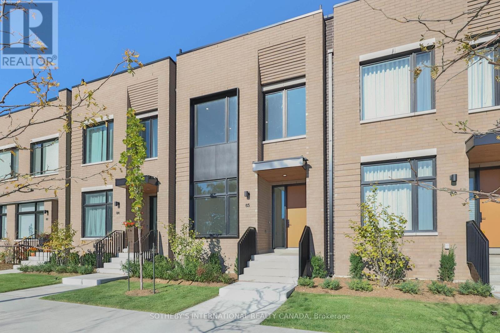 TH 85 - 60 LOU PARSONS WAY DRIVE, Mississauga, Ontario