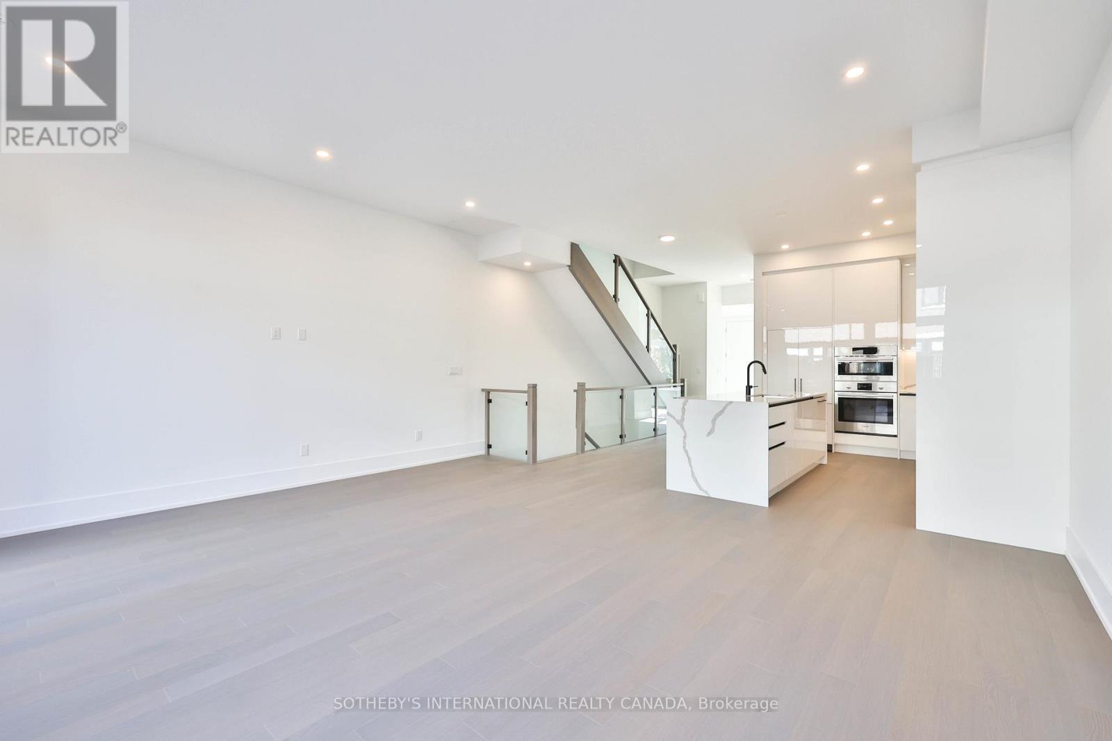 Th 85 - 60 Lou Parsons Way Drive, Mississauga, Ontario  L5H 0B2 - Photo 5 - W12469261