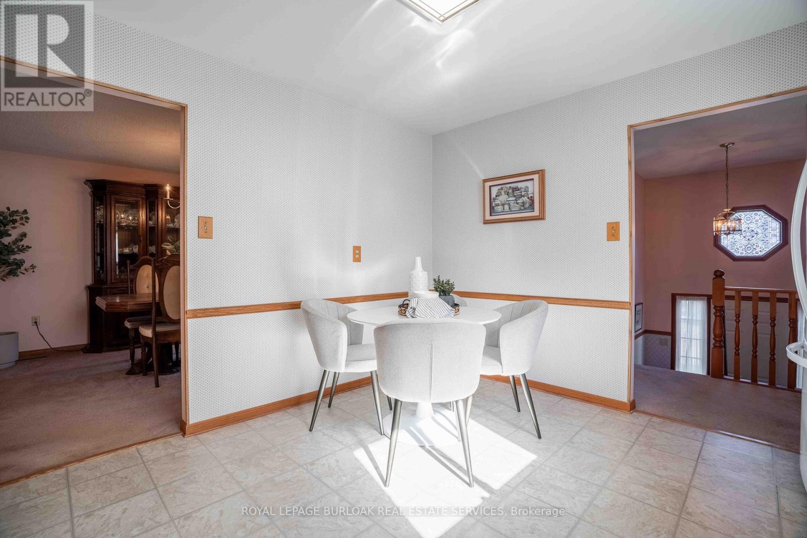 1447 Reynolds Avenue, Burlington, Ontario  L7M 3B6 - Photo 13 - W12469269