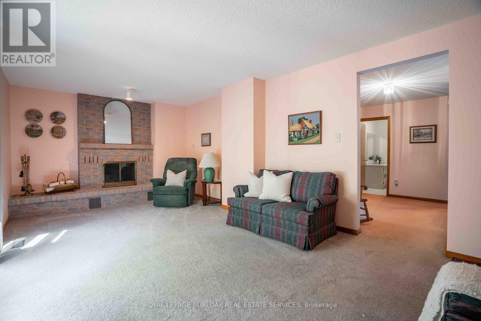 1447 Reynolds Avenue, Burlington, Ontario  L7M 3B6 - Photo 25 - W12469269