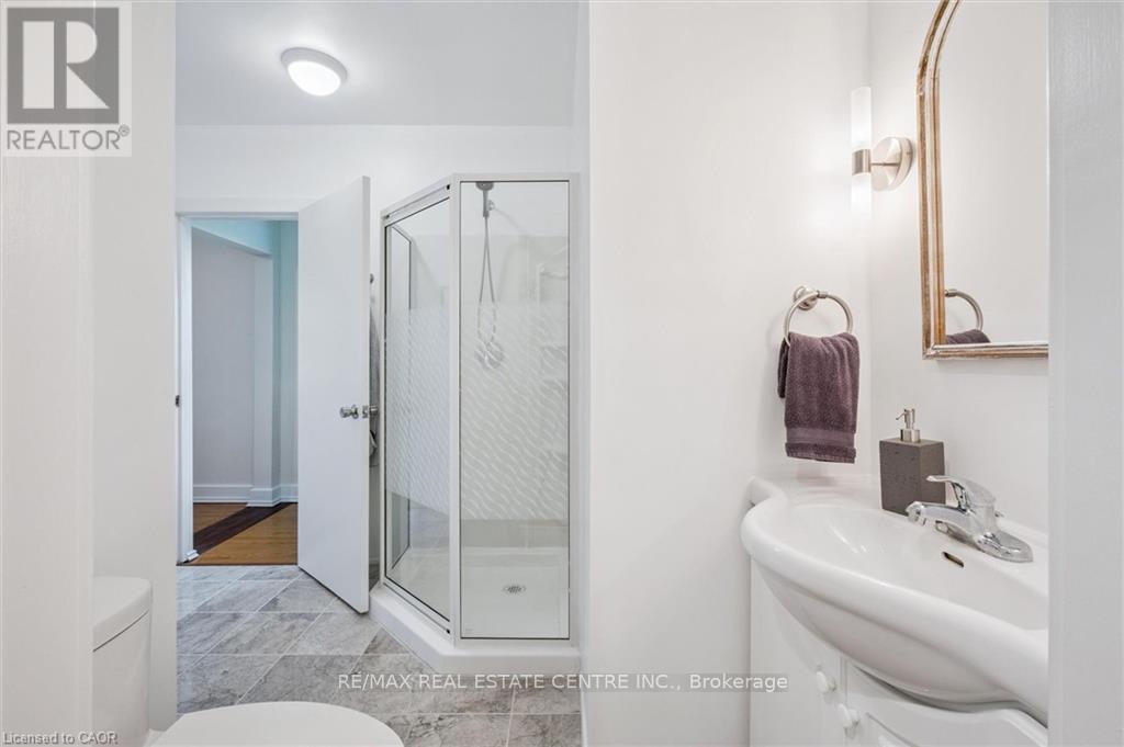 120 Riverbank Drive, Cambridge, Ontario  N3H 4R6 - Photo 23 - X12468067