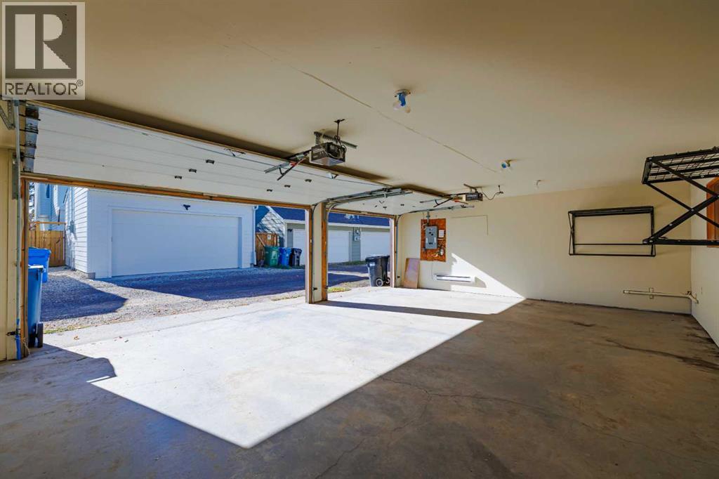 2035 Bowness Road Nw, Calgary, Alberta  T2N 3K0 - Photo 45 - A2256675