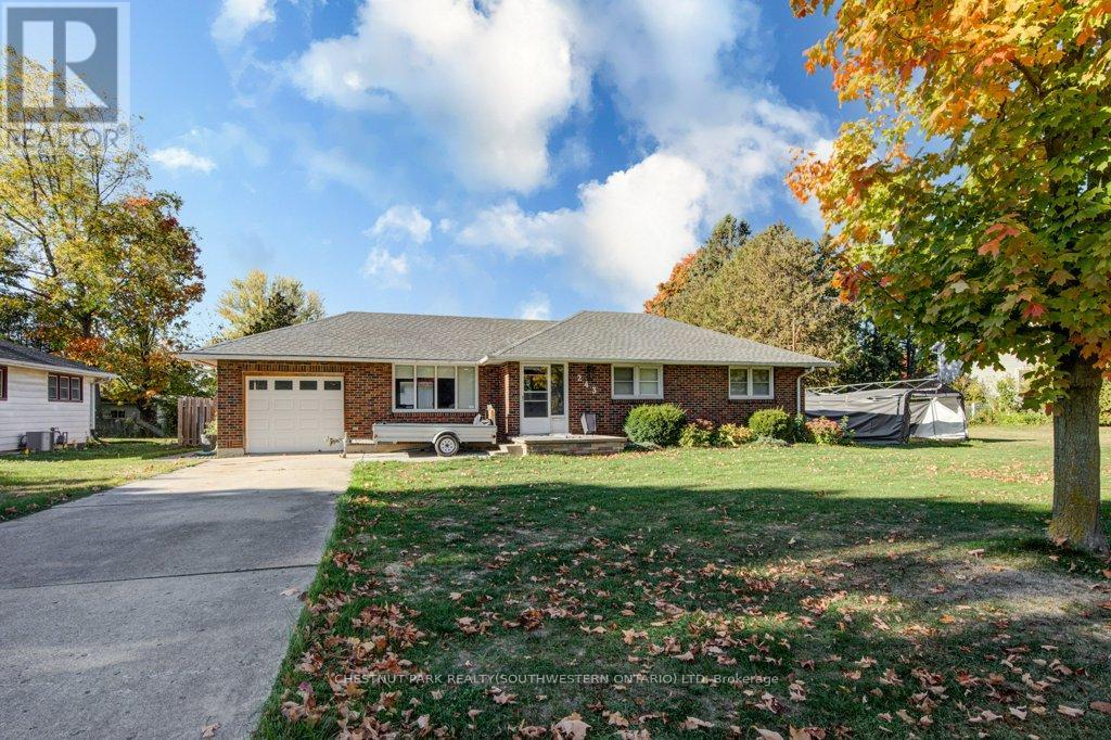 243 King Street E, Ingersoll, Ontario  N5C 1H4 - Photo 2 - X12469247