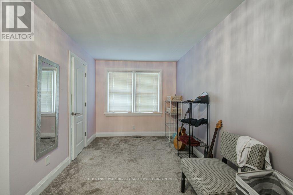 243 King Street E, Ingersoll, Ontario  N5C 1H4 - Photo 22 - X12469247