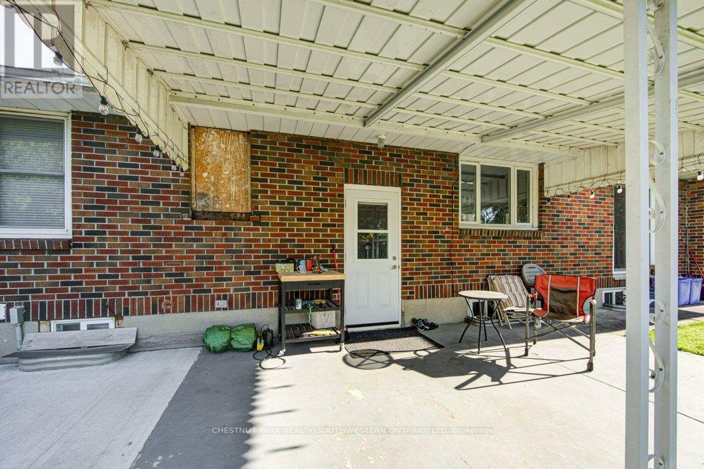 243 King Street E, Ingersoll, Ontario  N5C 1H4 - Photo 41 - X12469247