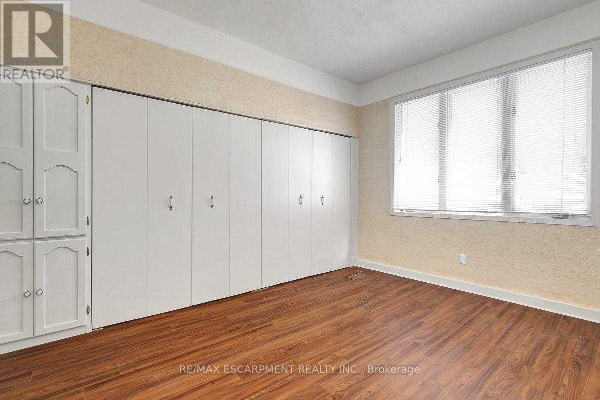 14 Niagara Street, Hamilton, Ontario  L8L 6A2 - Photo 11 - X12469256