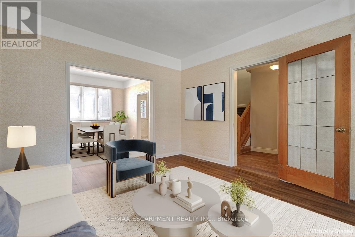 14 Niagara Street, Hamilton, Ontario  L8L 6A2 - Photo 8 - X12469256