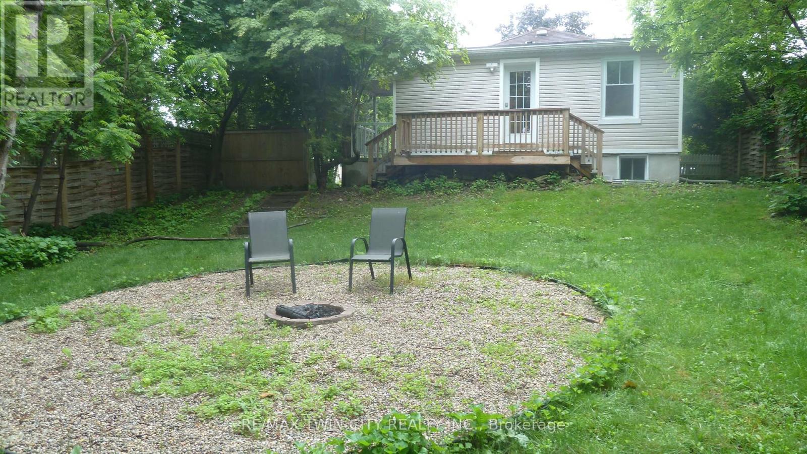 Lower - 6 Grenville Avenue, Kitchener, Ontario  N2G 3S4 - Photo 30 - X12469259
