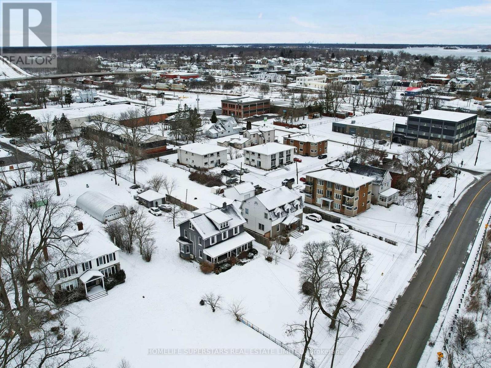 535 Niagara Boulevard, Fort Erie, Ontario  L2A 3H3 - Photo 47 - X12469262