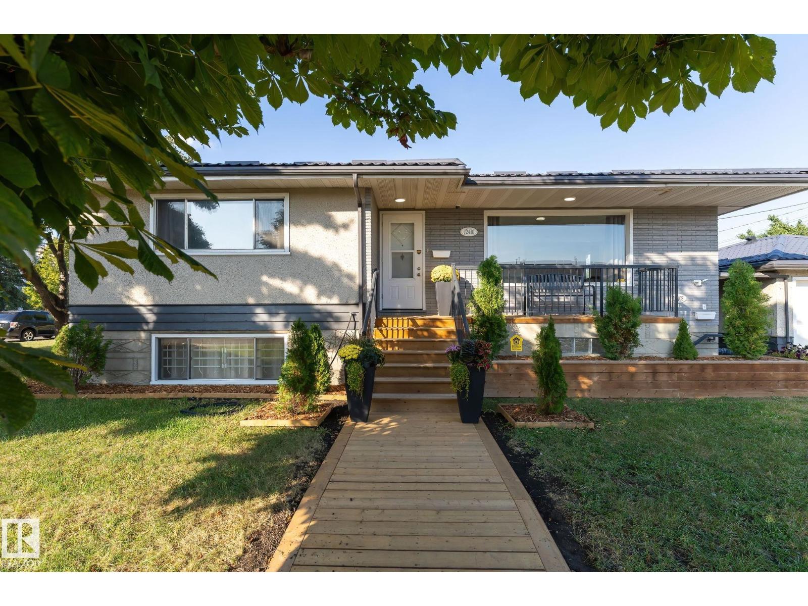 12410 134 AV NW, edmonton, Alberta