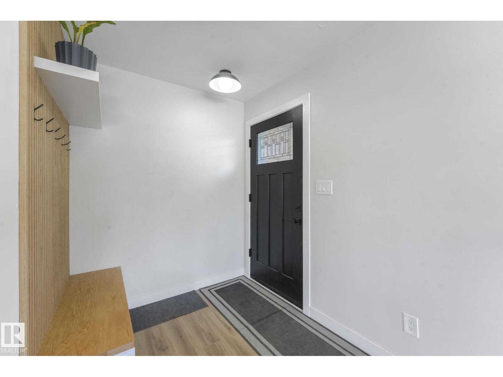 7404 82 St Nw, Edmonton, Alberta  T6C 2X1 - Photo 4 - E4462590